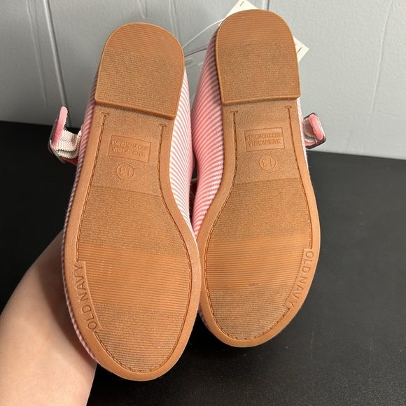 Old Navy Pink and White Ballet Flats with small heel size 13 - Picture 5 of 7